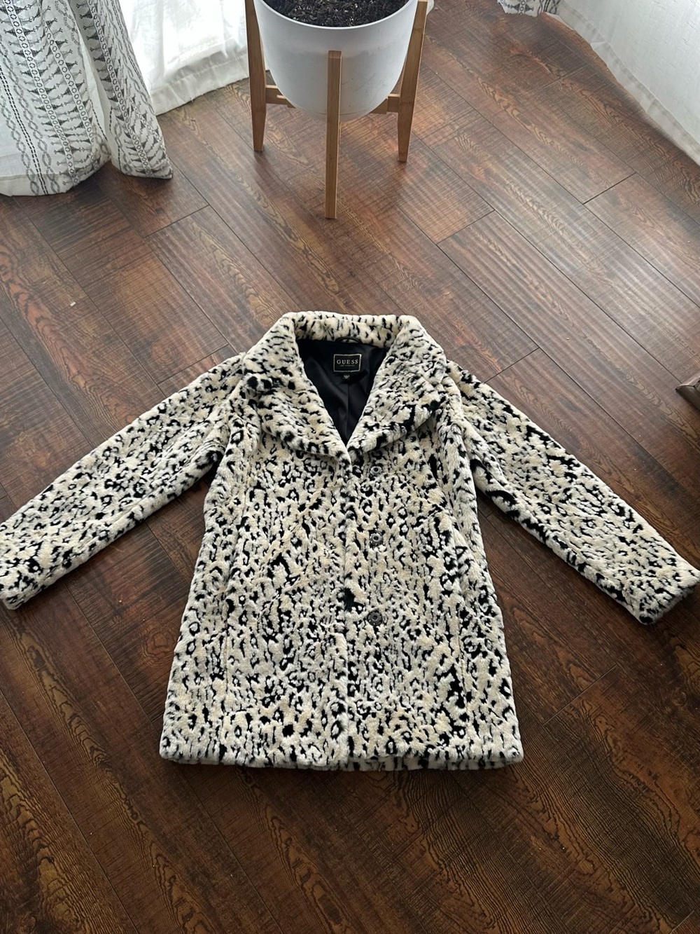 Guess Cream and Black Faux Fur Leopard Teddy Coat brand new without tag